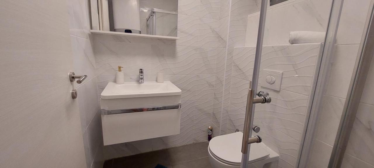 Apartmani Nikola Τρογκίρ Δωμάτιο φωτογραφία