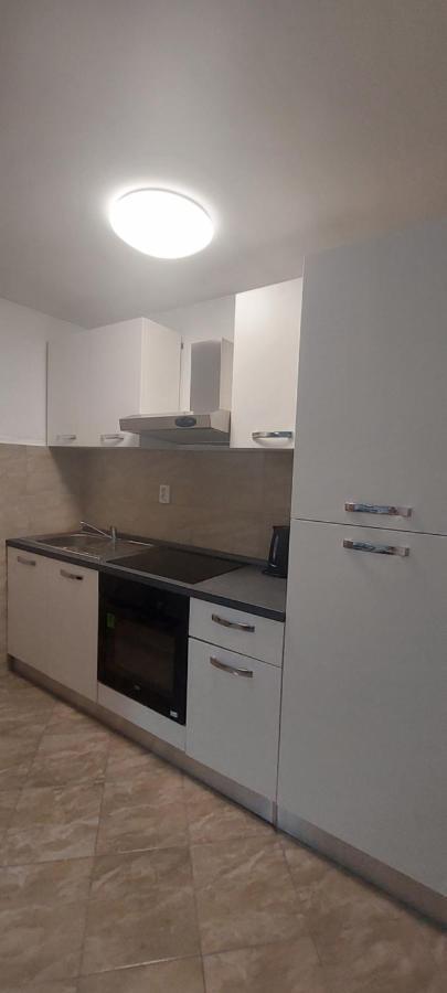 Apartmani Nikola Τρογκίρ Εξωτερικό φωτογραφία